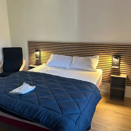 A Les Ormeaux 56 M² Balcon Apartment Savignac-les-Ormeaux